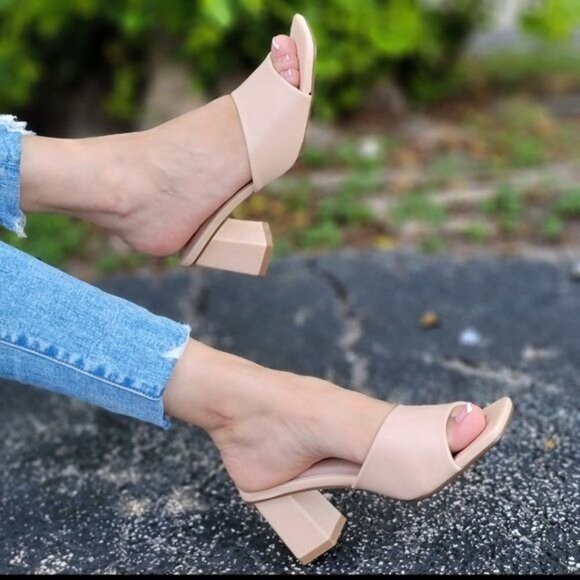 Women Square Toe Sandals Slip On Nude Color - Picture 2 of 4